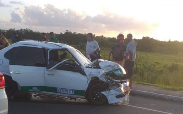 Cinco pessoas ficam feridas após acidente em ponte de Socorro (SE)